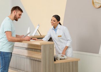 Quais são as diferenças entre consultórios e clínicas?