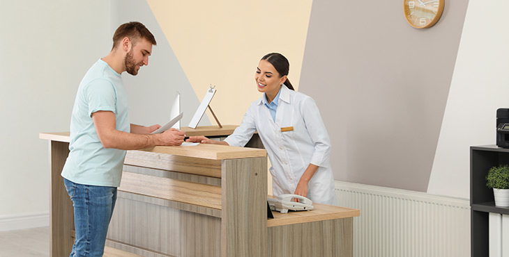 Quais são as diferenças entre consultórios e clínicas?